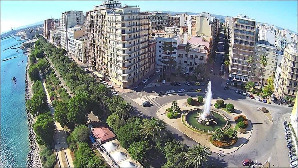 Suite Al Mare Таранто Екстер'єр фото