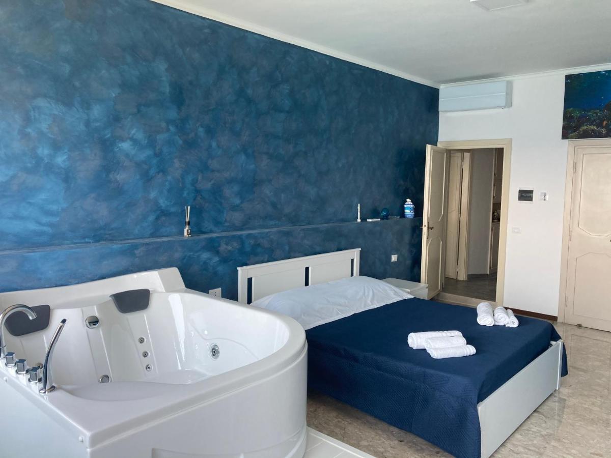 Suite Al Mare Таранто Екстер'єр фото