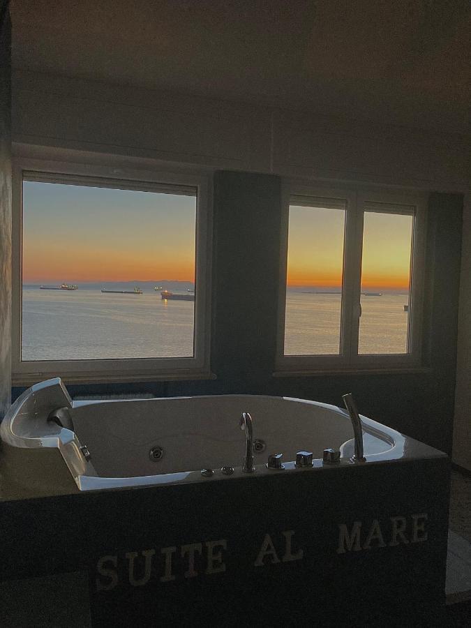 Suite Al Mare Таранто Екстер'єр фото